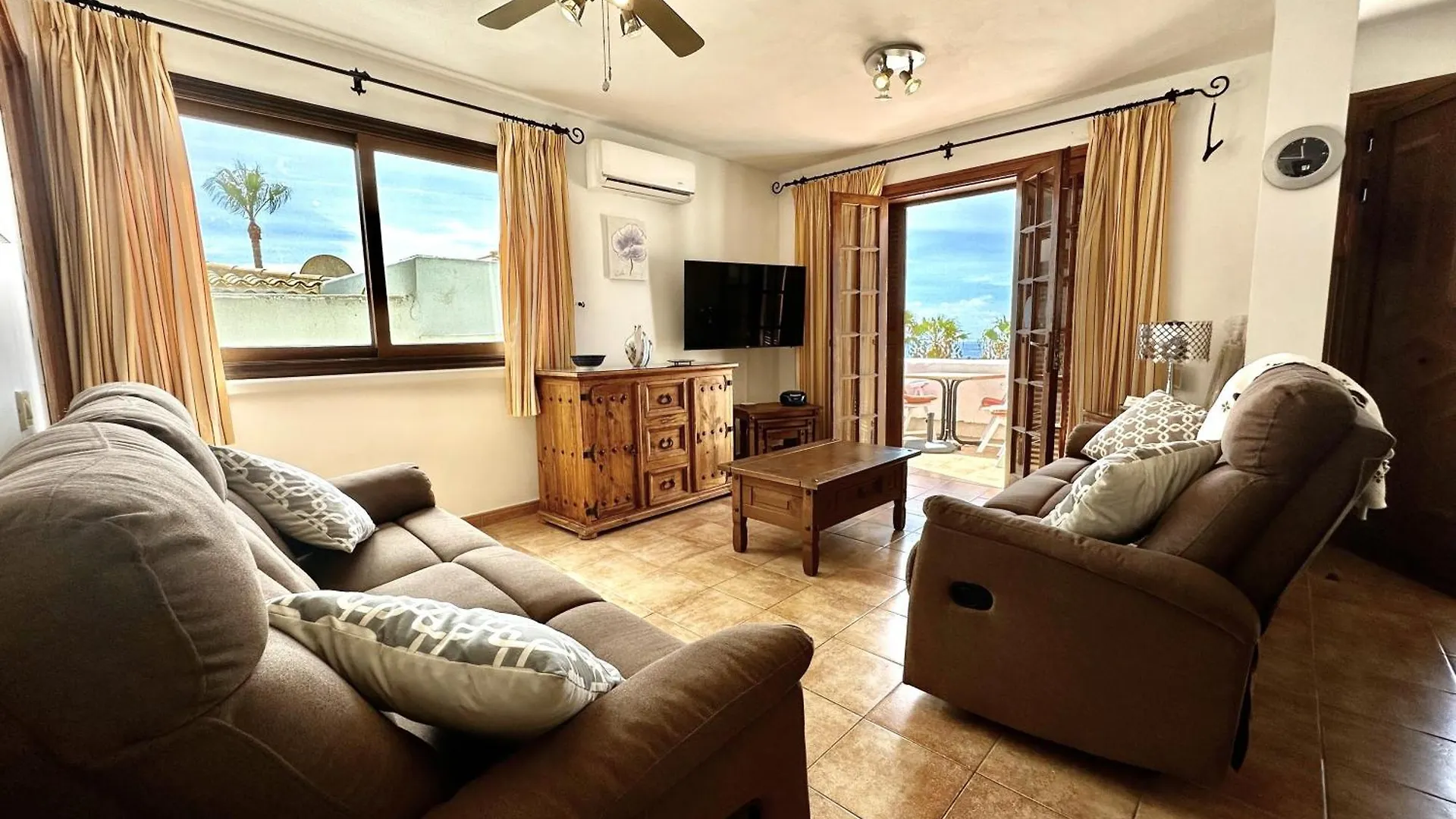 Blue Pearl Golf Del Sur Apartment San Miguel de Abona